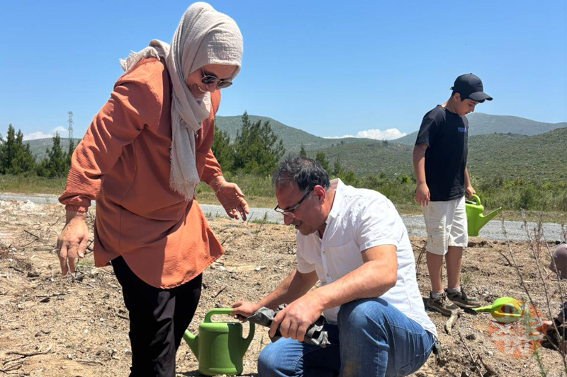 Bodrum'da Aile Yılı ve Anneler Günü için fidan dikildi 2