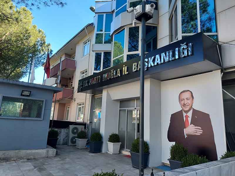 AK Parti Muğla İl Başkanlığı binası