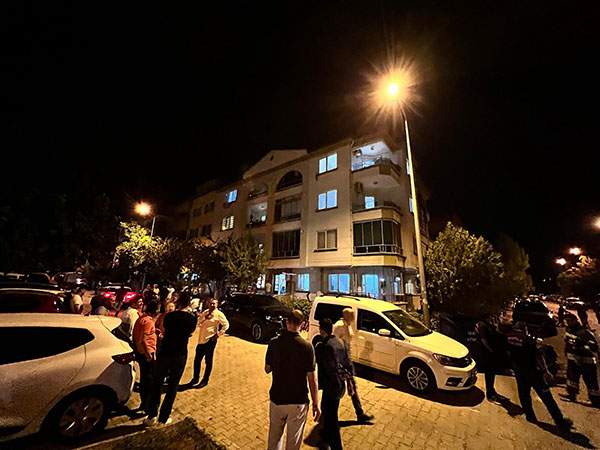 Gonca Köksal Aras, baba evi, Menteşe