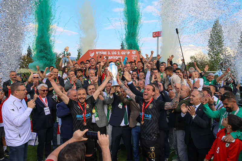 Muğlaspor, şampiyonluk kupasını aldı